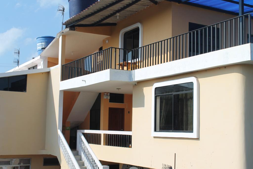 Hotel Dolphin House Puerto Baquerizo Moreno Exteriér fotografie
