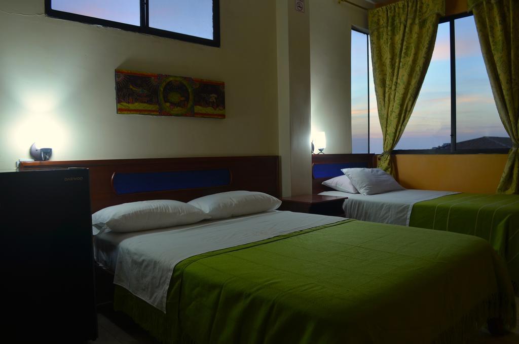 Hotel Dolphin House Puerto Baquerizo Moreno Exteriér fotografie
