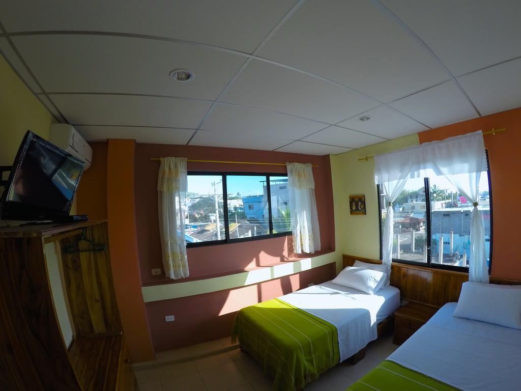 Hotel Dolphin House Puerto Baquerizo Moreno Exteriér fotografie